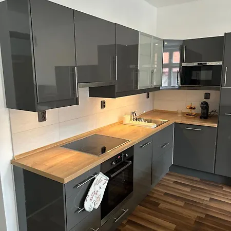 Modern Apartment, Great Accessibility For Rock For People Hradec Králové