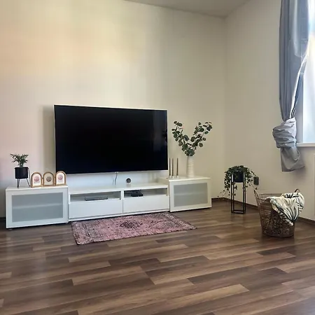 Apartman Modern Apartment, Great Accessibility For Rock For People