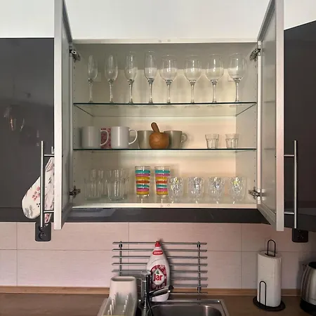 Apartman Modern Apartment, Great Accessibility For Rock For People