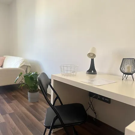 Apartman Modern Apartment, Great Accessibility For Rock For People *